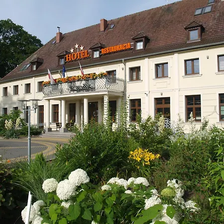 Swietoborzec Hotell