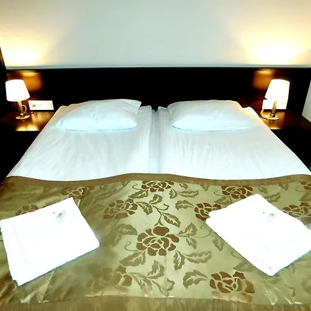 Hotel świętoborzec Łobez