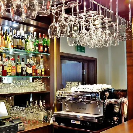 Swietoborzec Hotel 3*