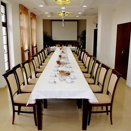 Hotell Swietoborzec 3*