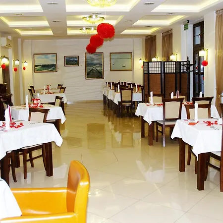 Swietoborzec Hotell